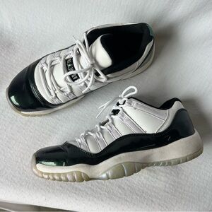 Air Jordan 11 Retro Low "Concord"
